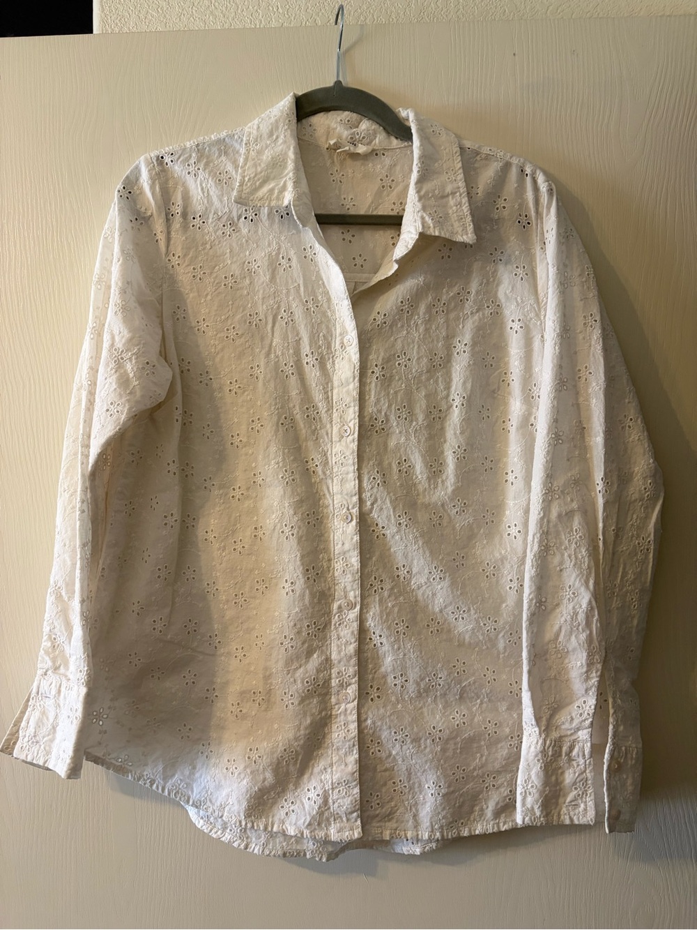 Candace Cameron Bure button down shirt